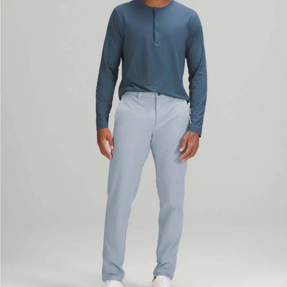 lululemon athletica Men’s Slate Blue Dress Pants